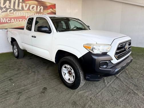 2018 Toyota Tacoma SR