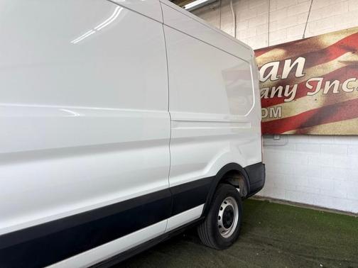 2021 Ford Transit-250 Base