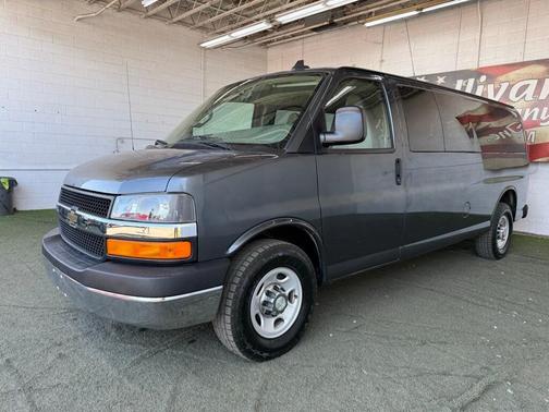 2016 Chevrolet Express 3500 LT