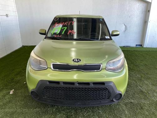 2016 Kia Soul Base