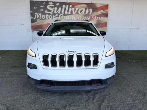 2016 Jeep Cherokee Sport