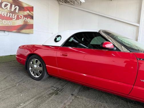 2003 Ford Thunderbird 