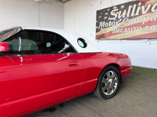 2003 Ford Thunderbird 
