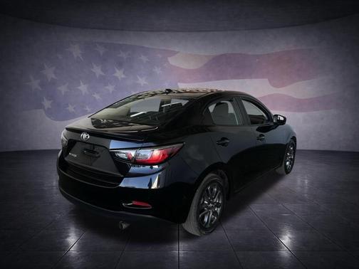 2019 Toyota Yaris Sedan LE