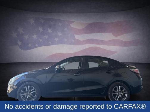 Stealth 2019 Toyota Yaris Sedan LE