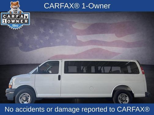 Summit White 2025 Chevrolet Express 3500 LT