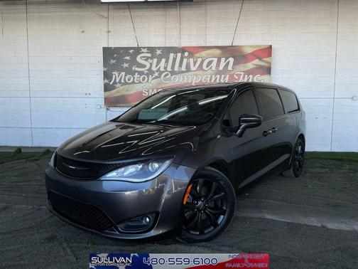 2018 Chrysler Pacifica Touring Plus