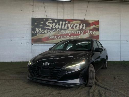 2021 Hyundai ELANTRA SE