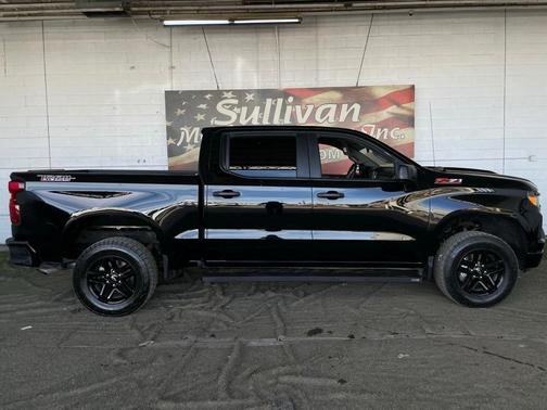 2023 Chevrolet Silverado 1500 Custom Trail Boss