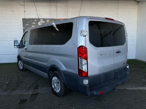 2018 Ford Transit-150 XLT