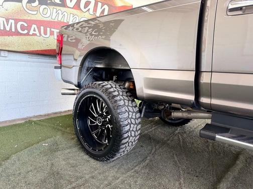 2020 Ford F-250 XLT