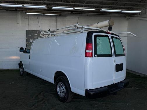 2018 Chevrolet Express 2500 Work Van