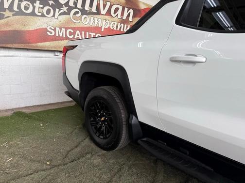 2024 Chevrolet Silverado EV WT