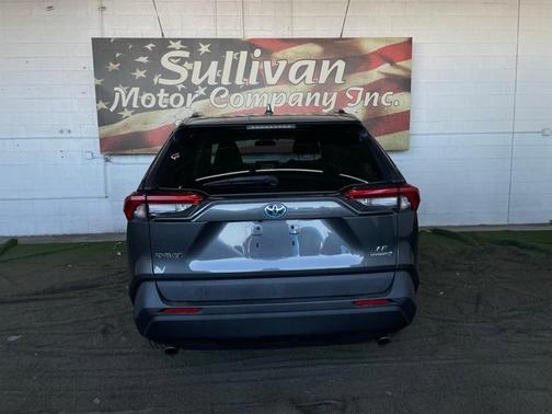 2020 Toyota RAV4 Hybrid LE