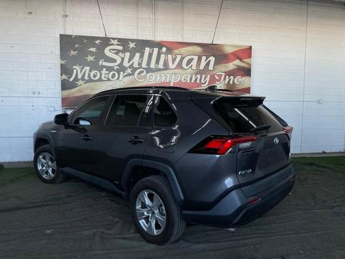 2020 Toyota RAV4 Hybrid LE