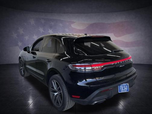 2024 Porsche Macan Base