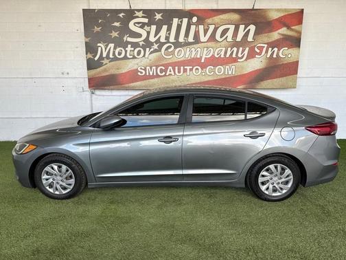 2018 Hyundai ELANTRA SE