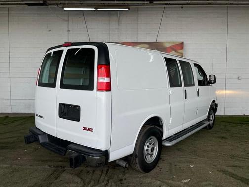 2024 GMC Savana 2500 Work Van