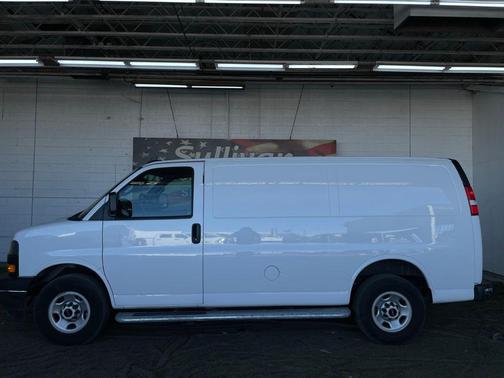 2024 GMC Savana 2500 Work Van