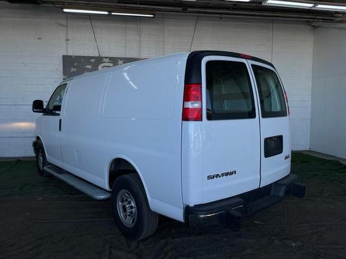 2024 GMC Savana 2500 Work Van