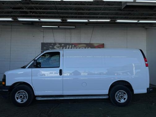 2024 GMC Savana 2500 Work Van