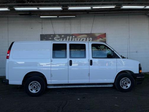 2024 GMC Savana 2500 Work Van