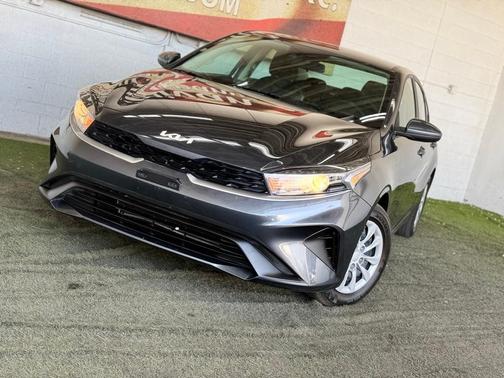 2024 Kia Forte LX