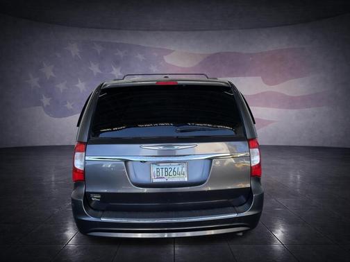 2015 Chrysler Town & Country Touring