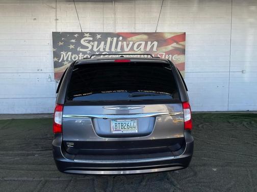 2015 Chrysler Town & Country Touring