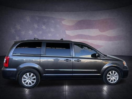 2015 Chrysler Town & Country Touring