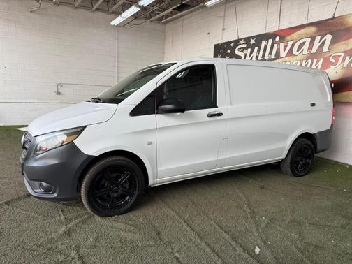 2018 Mercedes-Benz Metris Base