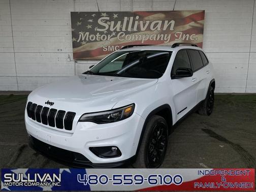 2023 Jeep Cherokee Altitude Lux