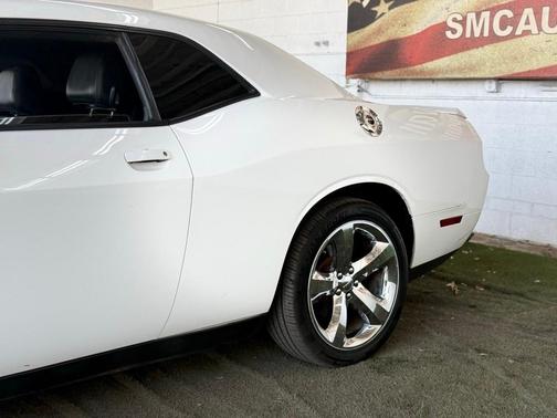 2013 Dodge Challenger SXT