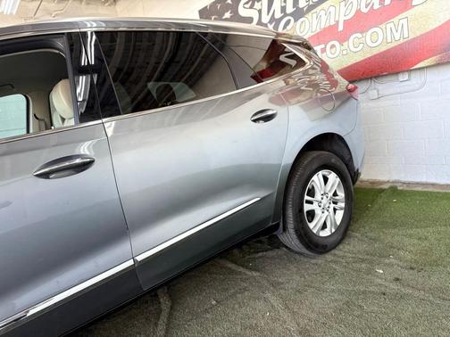 2021 Buick Enclave Essence