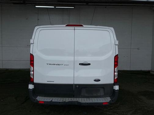 2020 Ford Transit-250 Base