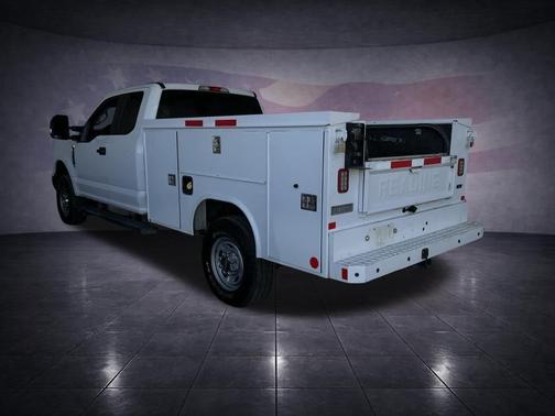 Oxford White 2018 Ford F-250 XL