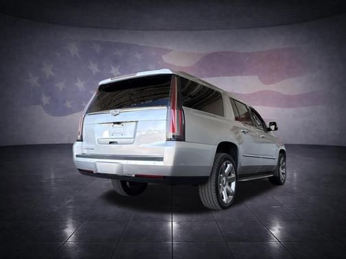 Radiant Silver 2020 Cadillac Escalade ESV Luxury