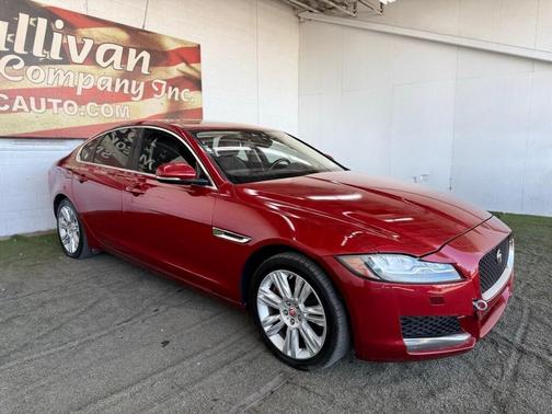 2017 Jaguar XF 35t Premium