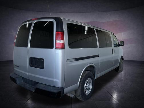 2016 Chevrolet Express 2500 LS