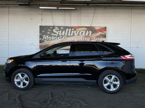 2020 Ford Edge SE