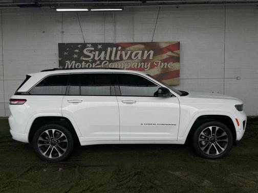 2023 Jeep Grand Cherokee Overland