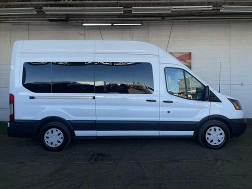 2017 Ford Transit-350 XL