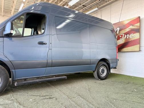 2019 Mercedes-Benz Sprinter 2500 144 WB