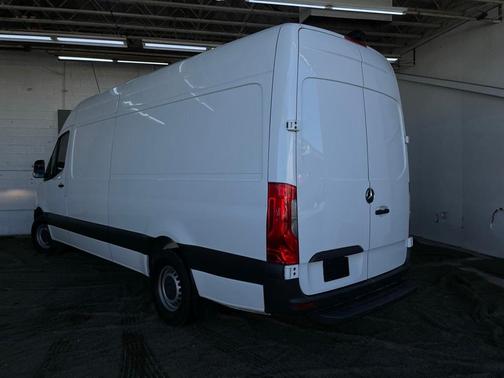 2019 Mercedes-Benz Sprinter 2500 170 WB