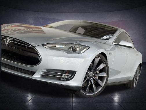 2012 Tesla Model S Performance