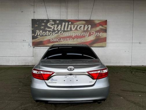 2016 Toyota Camry SE