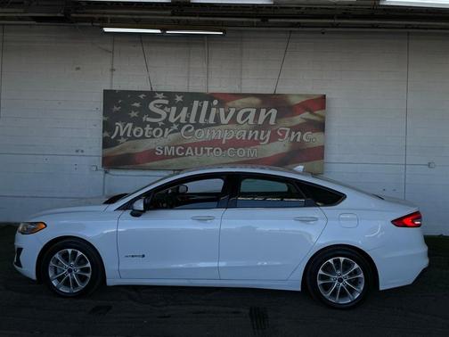 2019 Ford Fusion Hybrid SE