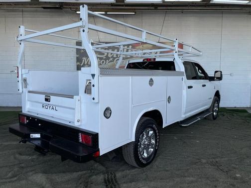 2024 RAM 3500 Big Horn