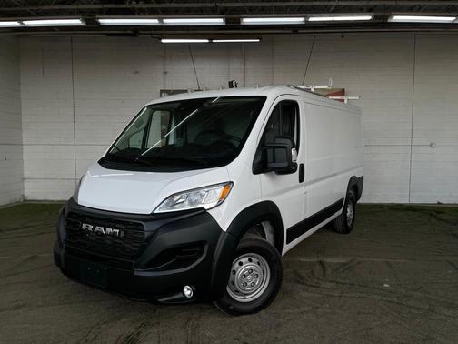 2023 RAM ProMaster 2500 Base