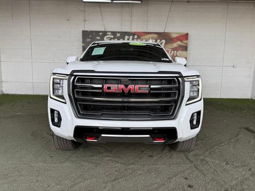 2023 GMC Yukon XL AT4